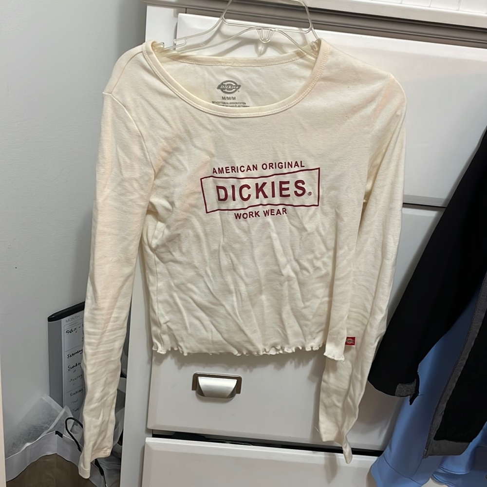 authentic dickies ivory long sleeve with ruffled hem
